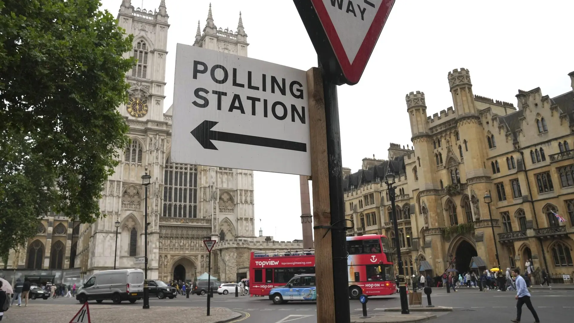 Результаты выборов в Британии говорят о разочаровании граждан, пишут СМИ