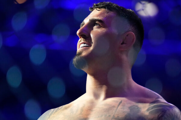 Блейдс не представляет угрозы для Аспинэлла в титульном бою, считает Олег Тактаров