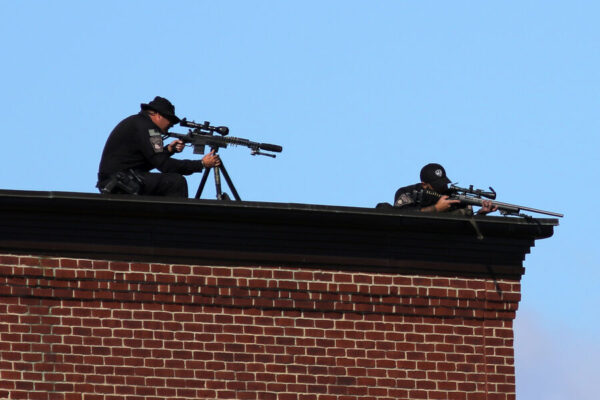 CBS: снайпер сообщил командованию о стрелке за минуты до выстрела в Трампа