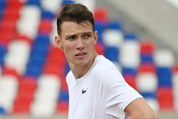 Прыгун в длину Чермошанский избежал перелома ноги после инцидента на Кубке России по легкой атлетике