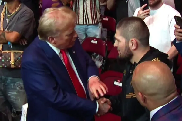 Бывший президент США Трамп пообещал Нурмагомедову остановить войну в Палестине