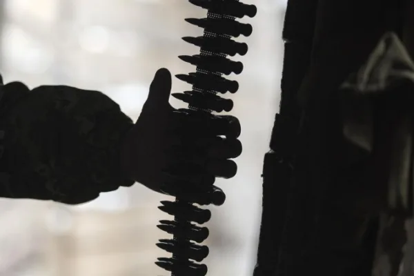 Французский экс-разведчик рассказал, чем наемников завлекают на Украину