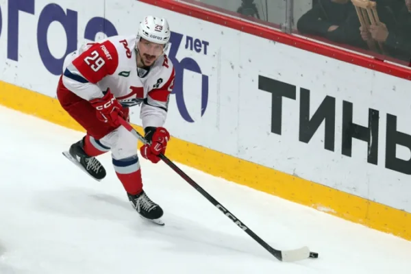 Ярославский «Локомотив» объявил об уходе рекордсмена клуба в КХЛ по проведенным играм и набранным очкам