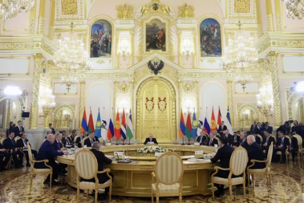 Лукашенко признал важность усилий России по укреплению партнерства в ЕАЭС