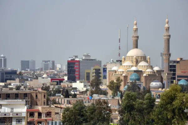 На складе НПЗ в Ираке вспыхнул сильный пожар, сообщили СМИ