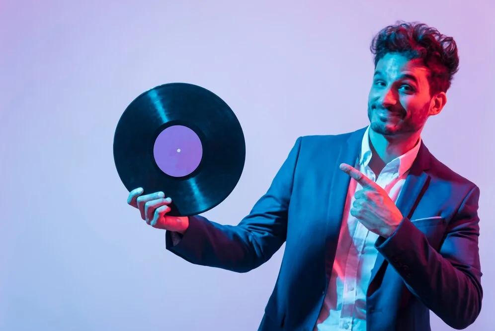 Современная музыка: технологии, тенденции и влияние на культуру и общество