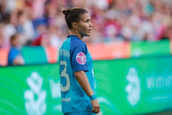 «По ощущениям мы играли лучше ЦСКА» — футболистка «Зенита» Симановская