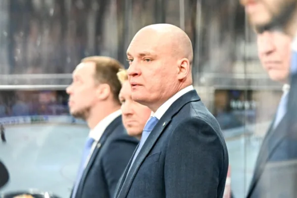 Разин — о работе со СМИ: «Даже если вопрос глупый, стараешься ответить максимально честно»