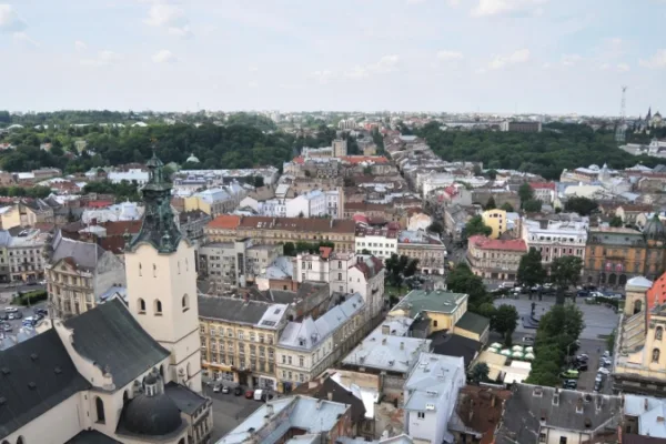 Варшава рассматривает западную Украину как часть Польши, заявила Захарова